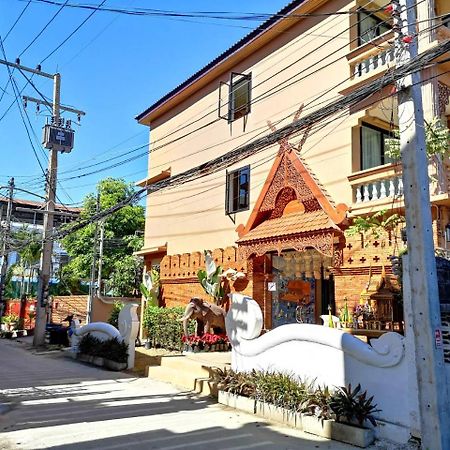 Anumat Premium Budget Hotel Chiang Mai Extérieur photo